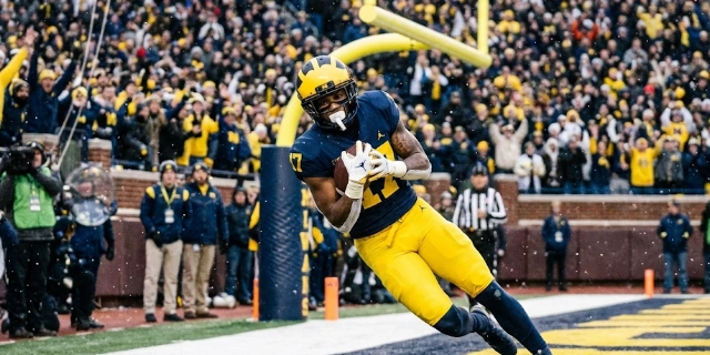 Jeremiah Smith Shines Despite Ohio State’s Playoff Loss to Miami