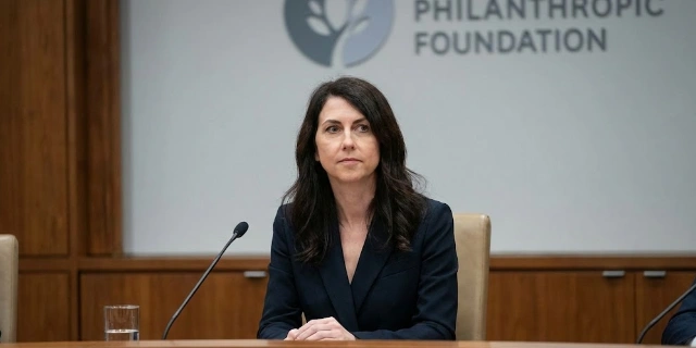 MacKenzie Scott Donations Linked to Organisations Facing FBI Investigation After Amazon Stake Sale